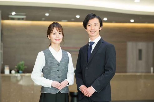 【紹介】ゲレンデのホテル受付・清掃係