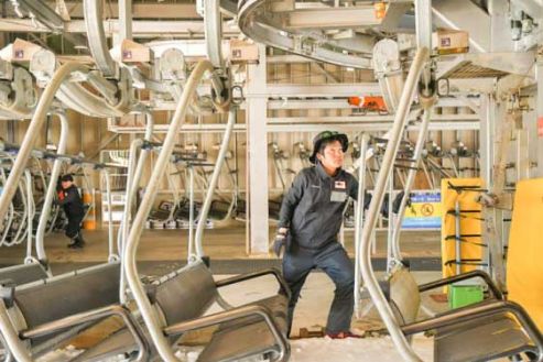 【紹介】スキー場リフトSTAFF