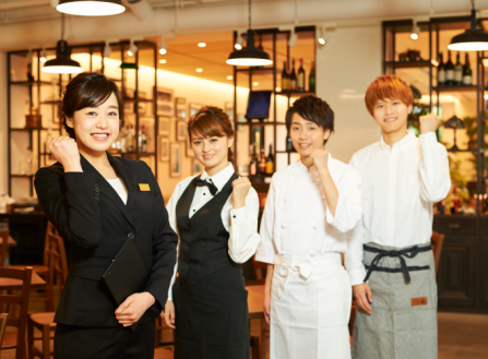 【紹介】レストランホール・売店の接客業務