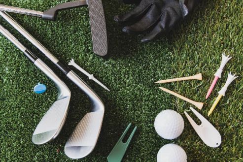 【紹介】ゴルフ場の練習場でボール回収