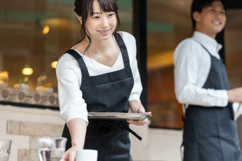 【紹介】旅館内のレストランスタッフ